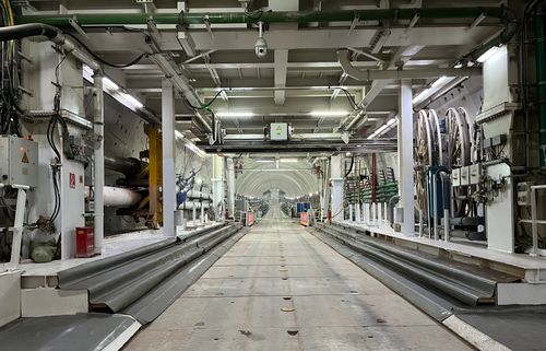 皖江首条过江隧道南岸顺利抵达，工程技术服务护航超级工程